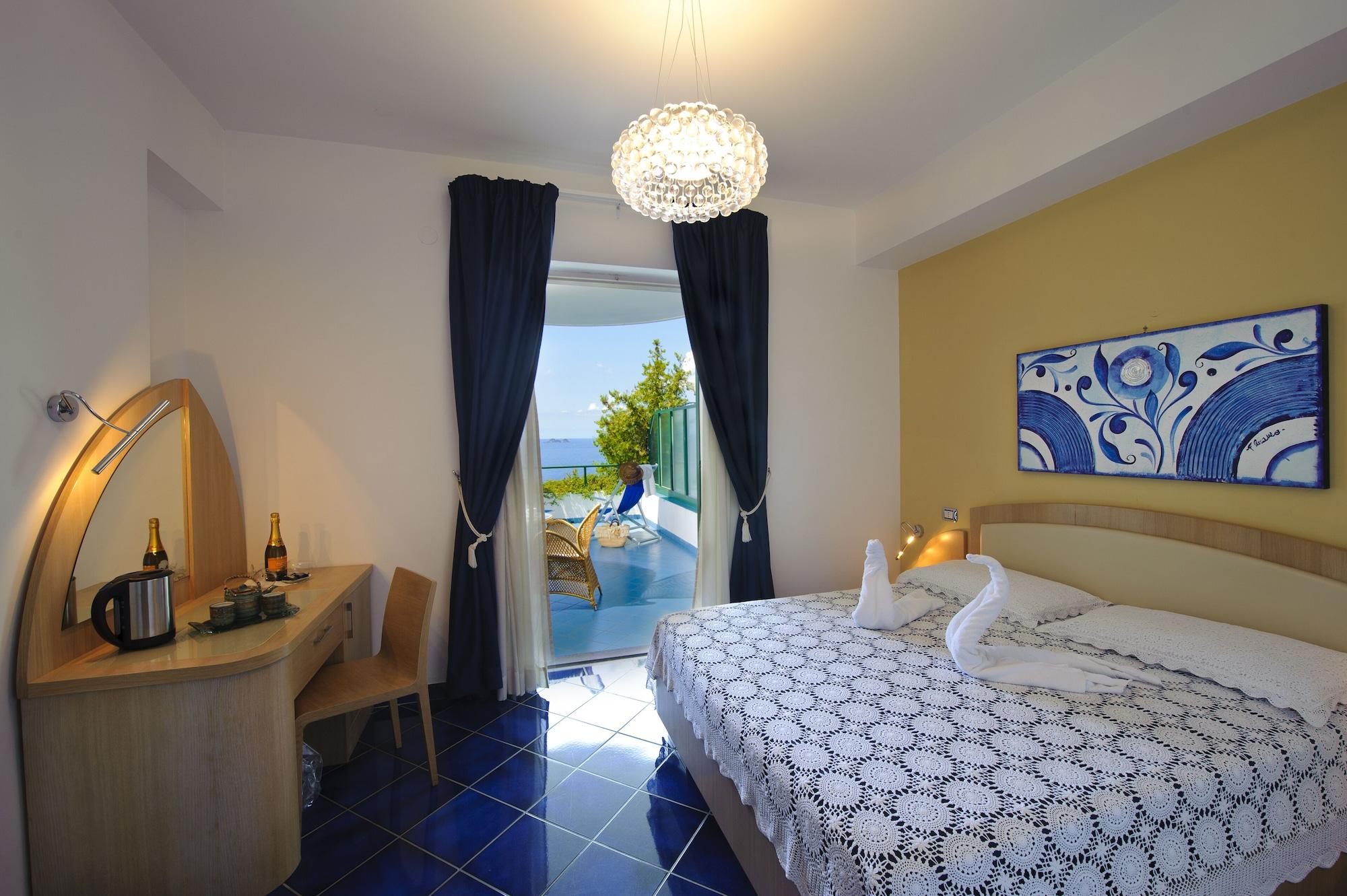 Hotel Il Pino Праяно Екстериор снимка
